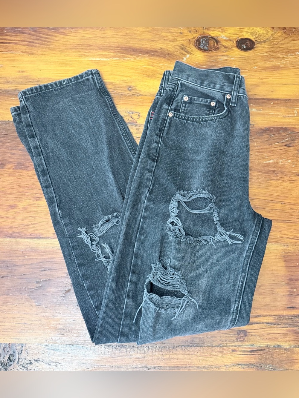 BDG black distressed jeans 25